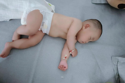 深圳宝宝咳到吐怎么办